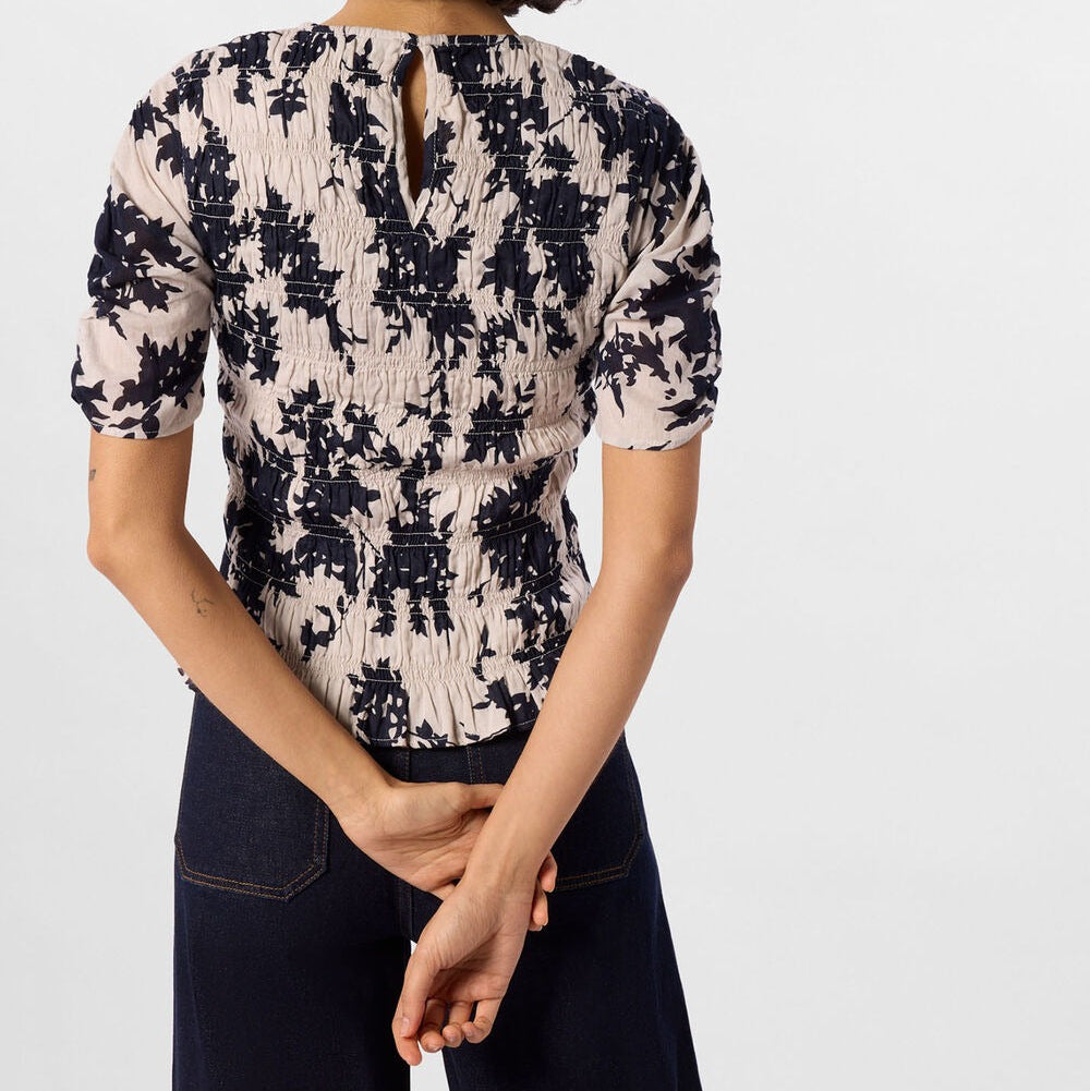 Top met bloemenprint en plooien