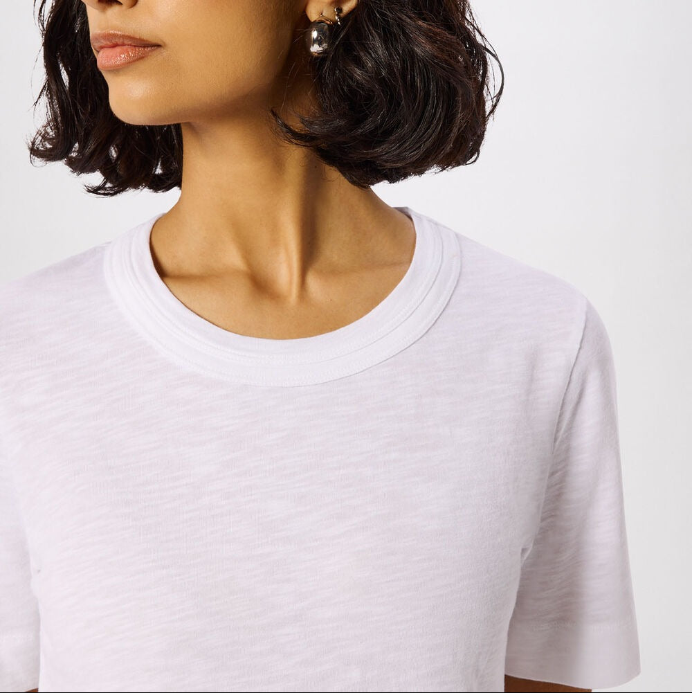 Wit Rosa T-shirt met dubbele bies