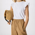 Wit geborduurd T-shirt met ruchesmouwen